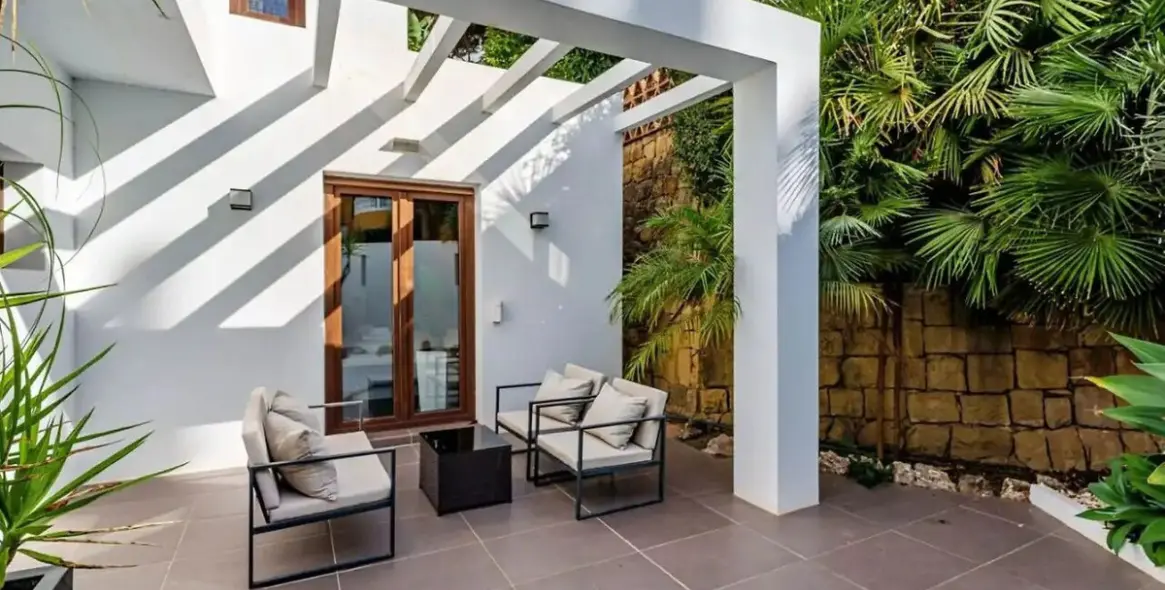 Venta de villa independiente en El Rosario 9