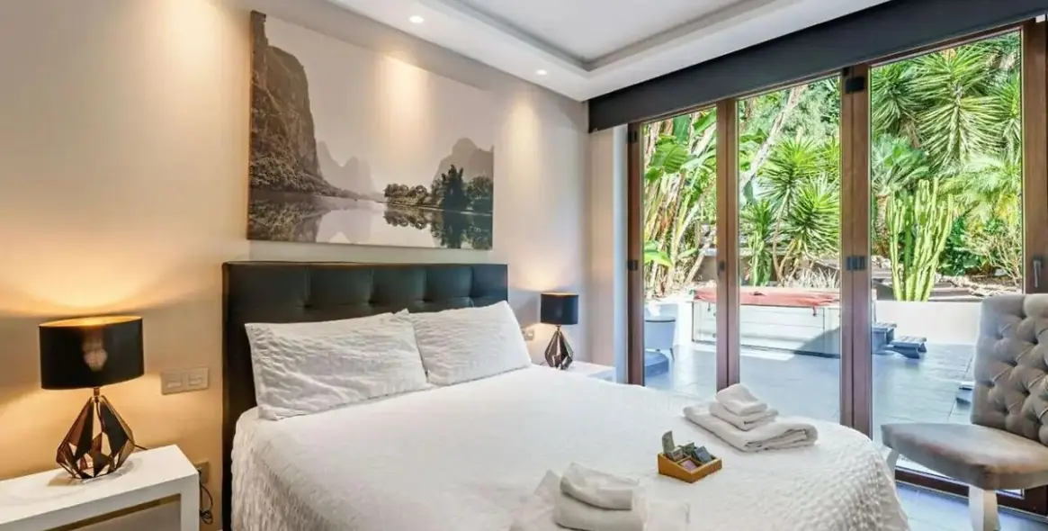 Venta de villa independiente en El Rosario 15