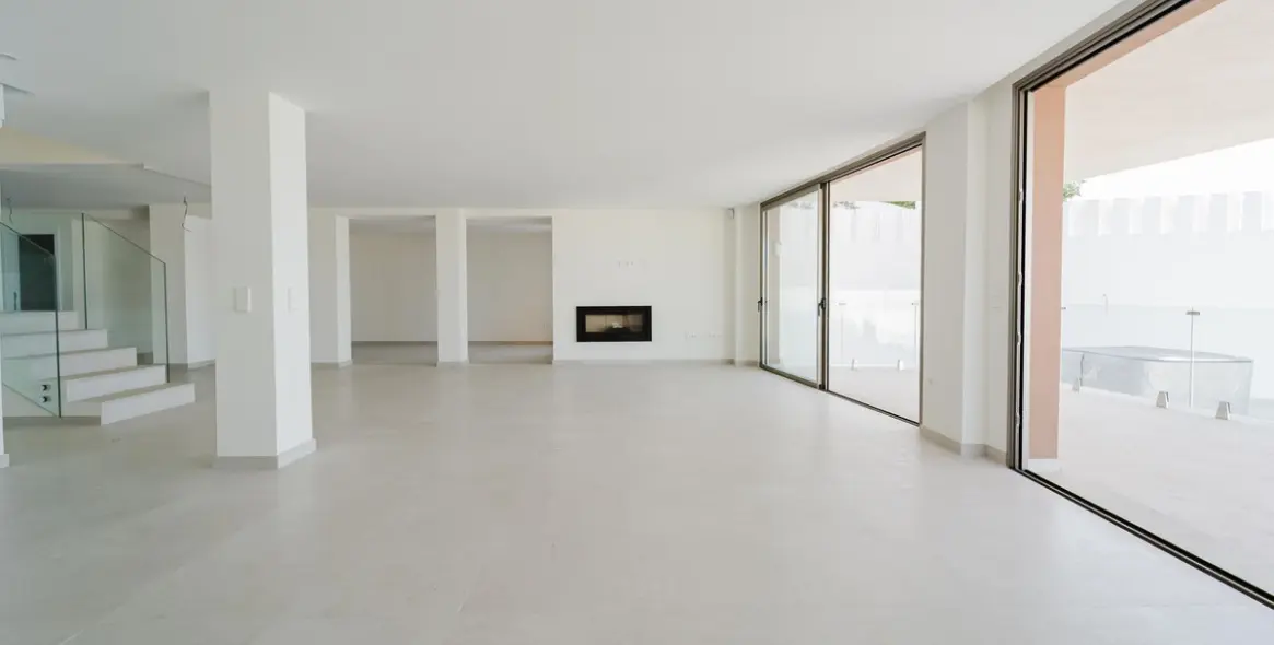 Venta de villa independiente en La Cala 8