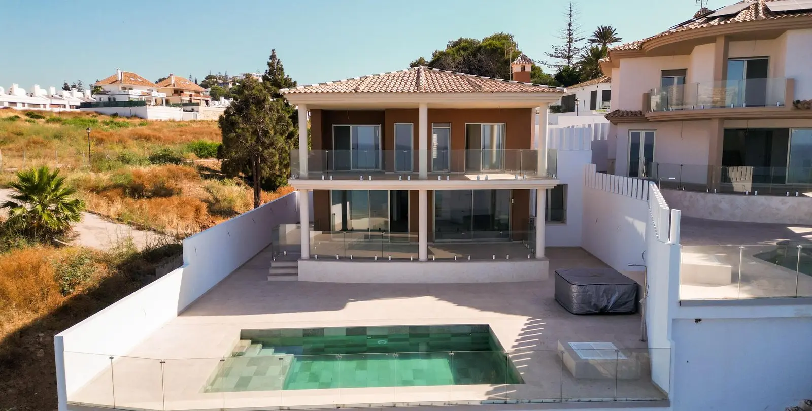 Venta de villa independiente en La Cala 3