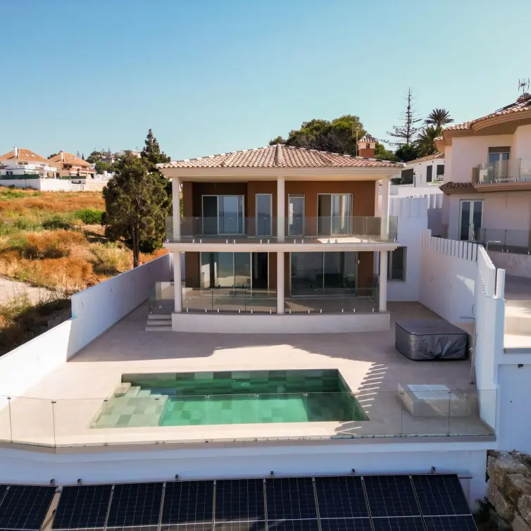 Sale of detached villa in La Cala