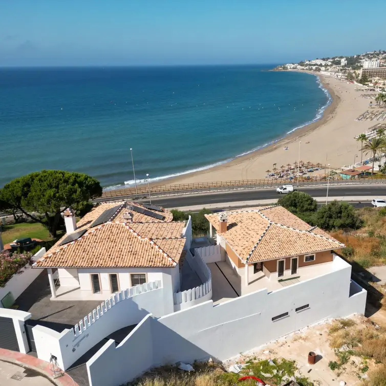 Sale of detached villa in La Cala