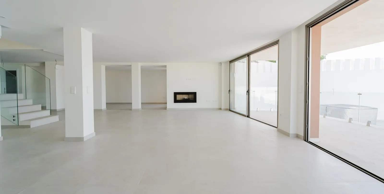 Venta de villa independiente en La Cala 8