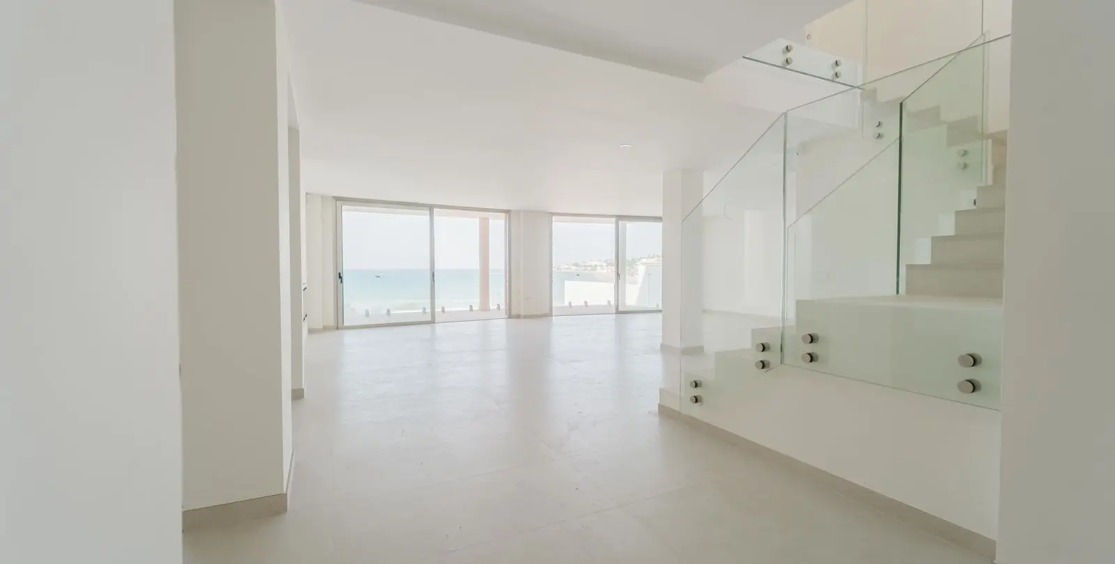 Venta de villa independiente en La Cala 14