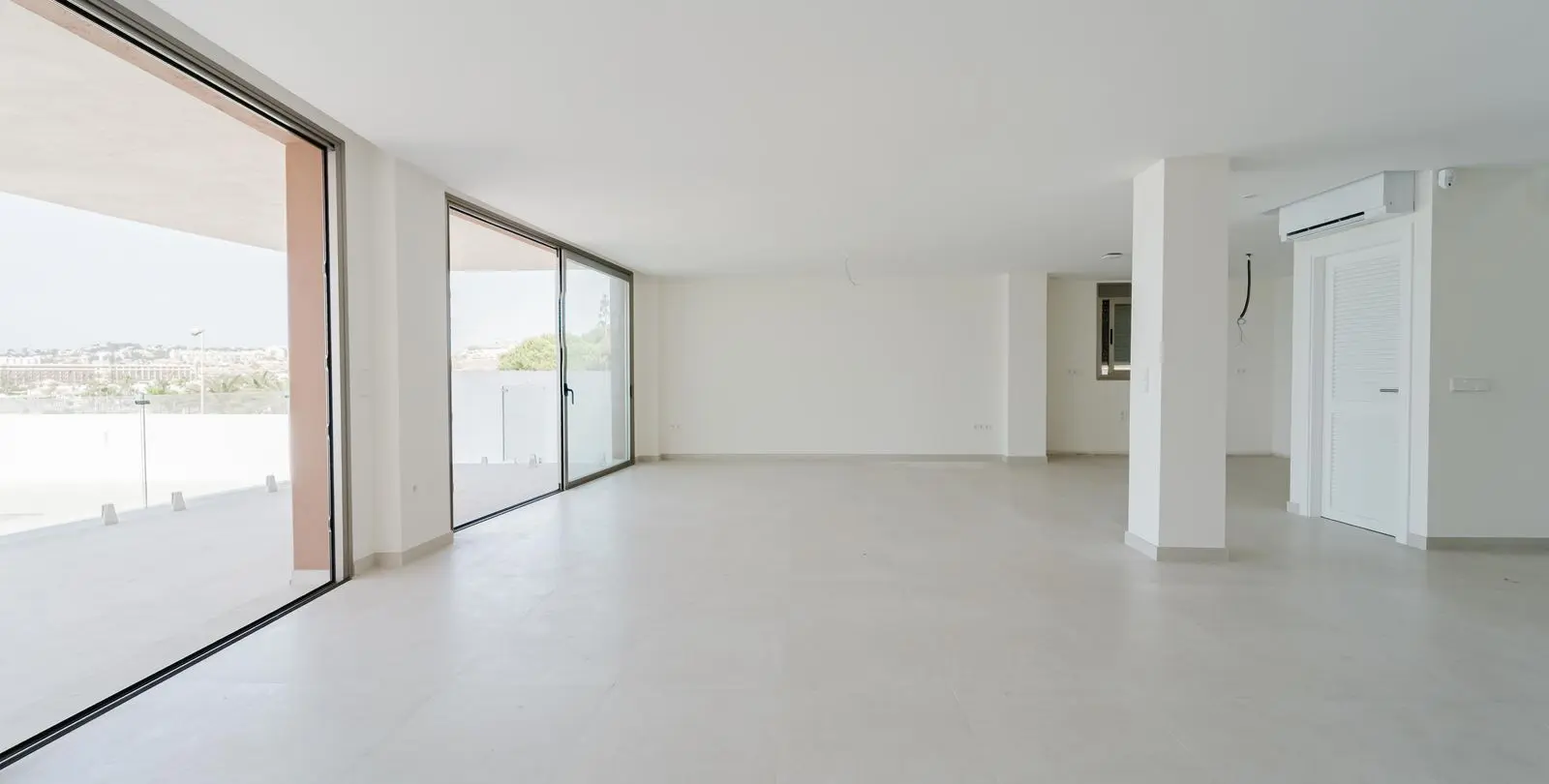 Venta de villa independiente en La Cala 16