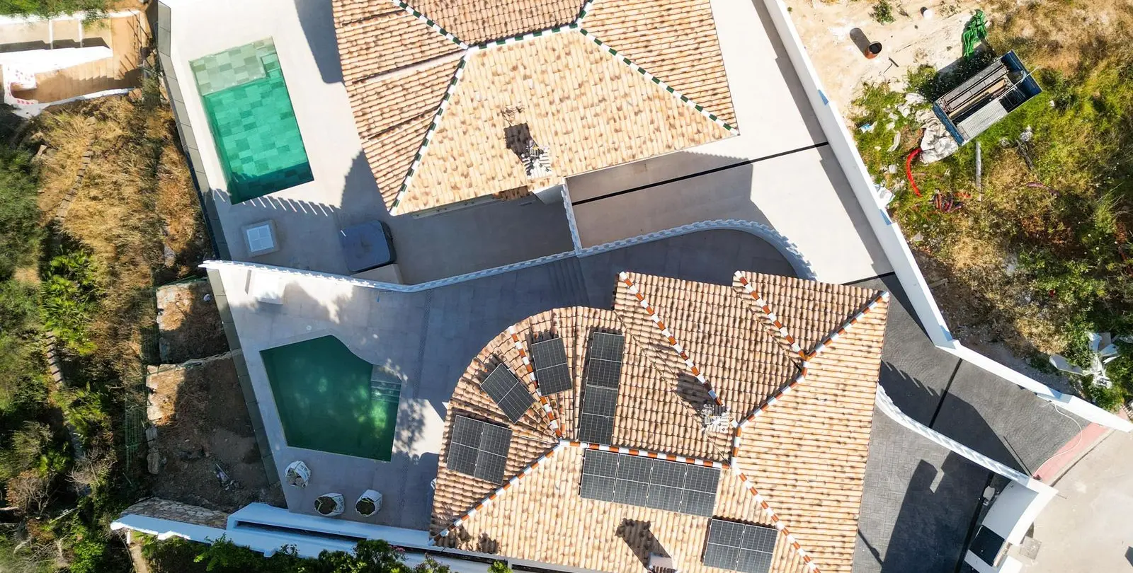 Venta de villa independiente en La Cala 38