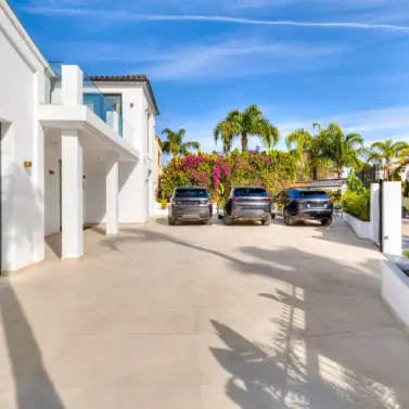 Short-term rent of detached villa in Guadalmina Alta