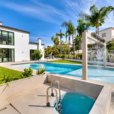 Short-term rent of detached villa in Guadalmina Alta