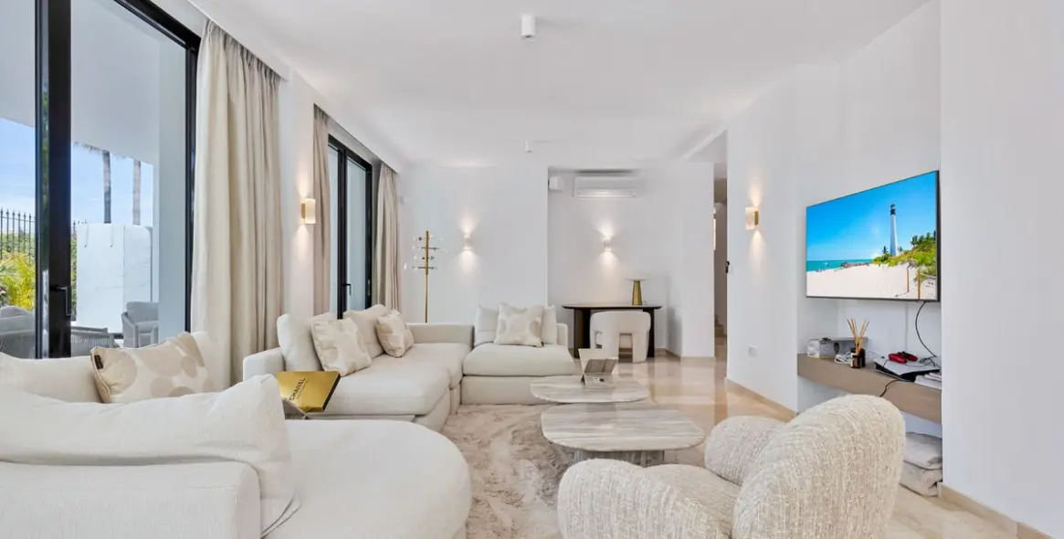 Short-term rent of detached villa in Guadalmina Alta 17