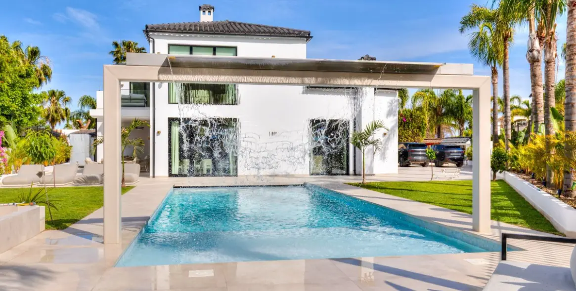Short-term rent of detached villa in Guadalmina Alta 22