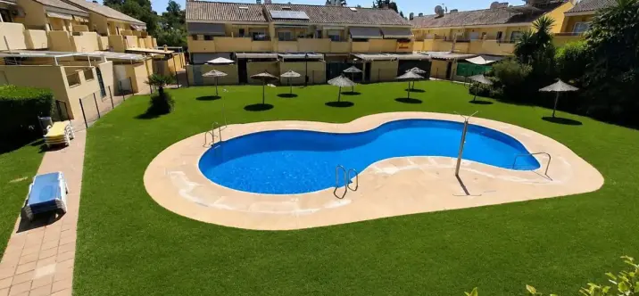 Продажа таунхауса в Estepona 0