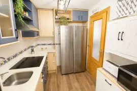 Image 4 thumb
