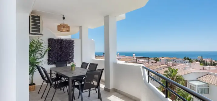 Продажа апартаментов на среднем этаже в Mijas Costa 1