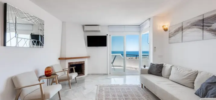 Продажа апартаментов на среднем этаже в Mijas Costa 4