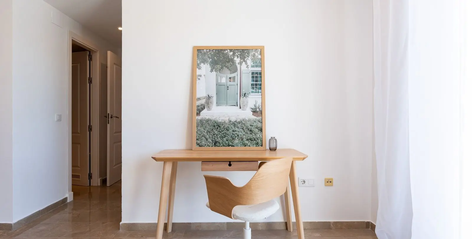 Sale of middle floor apartment in Torrequebrada 36