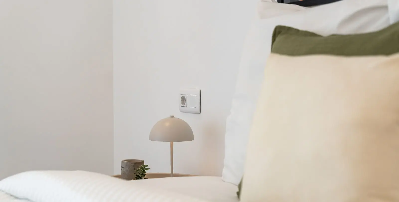 Sale of middle floor apartment in Torrequebrada 76