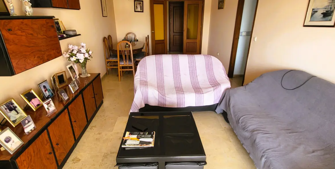 Sale of middle floor apartment in Estepona 7