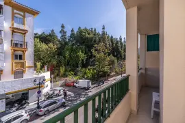 Image 6 thumb
