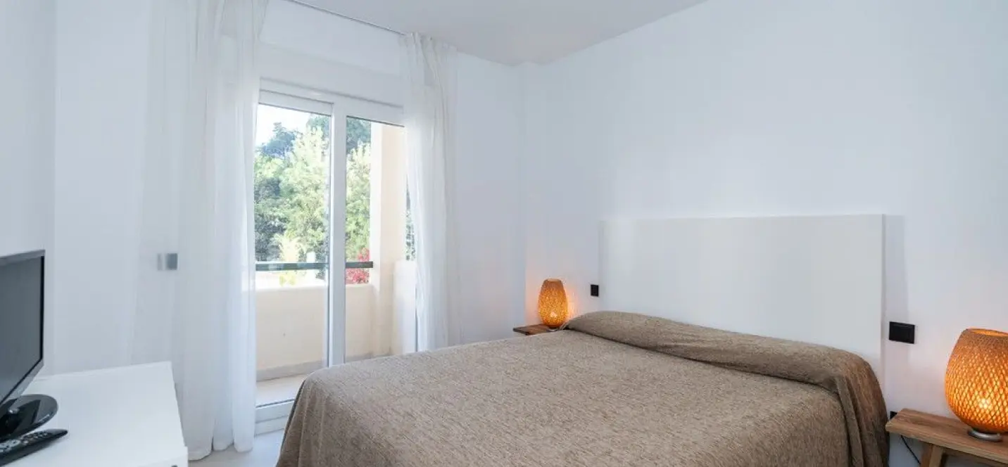 Sale of middle floor apartment in Marbella 4