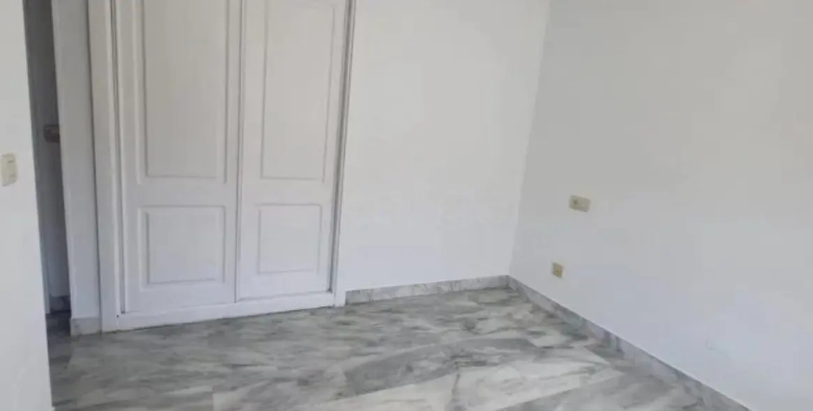 Продажа апартаментов на среднем этаже в Marbella 6