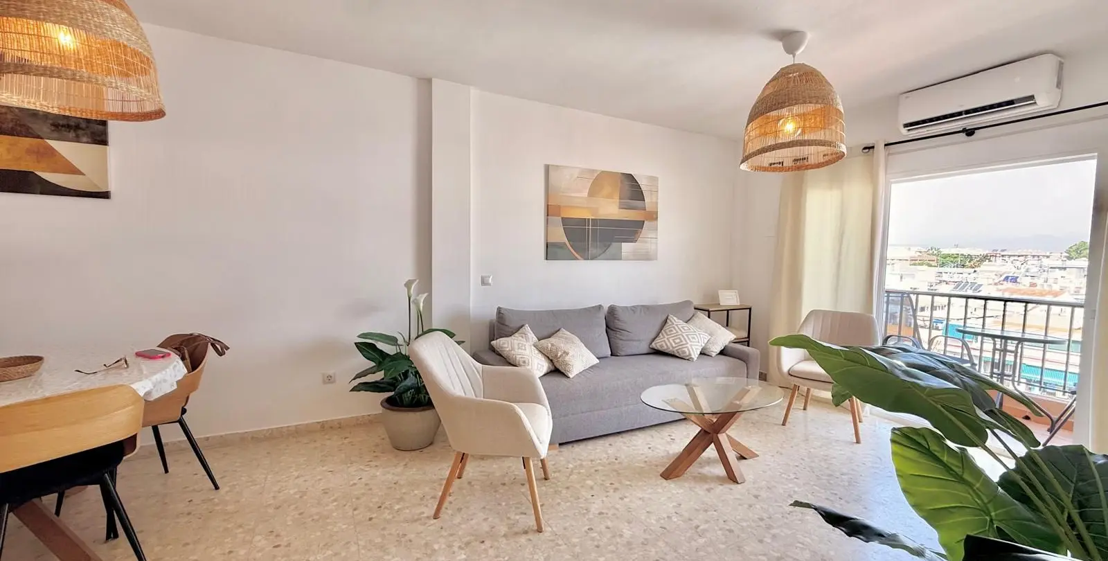 Sale of penthouse in Fuengirola 1