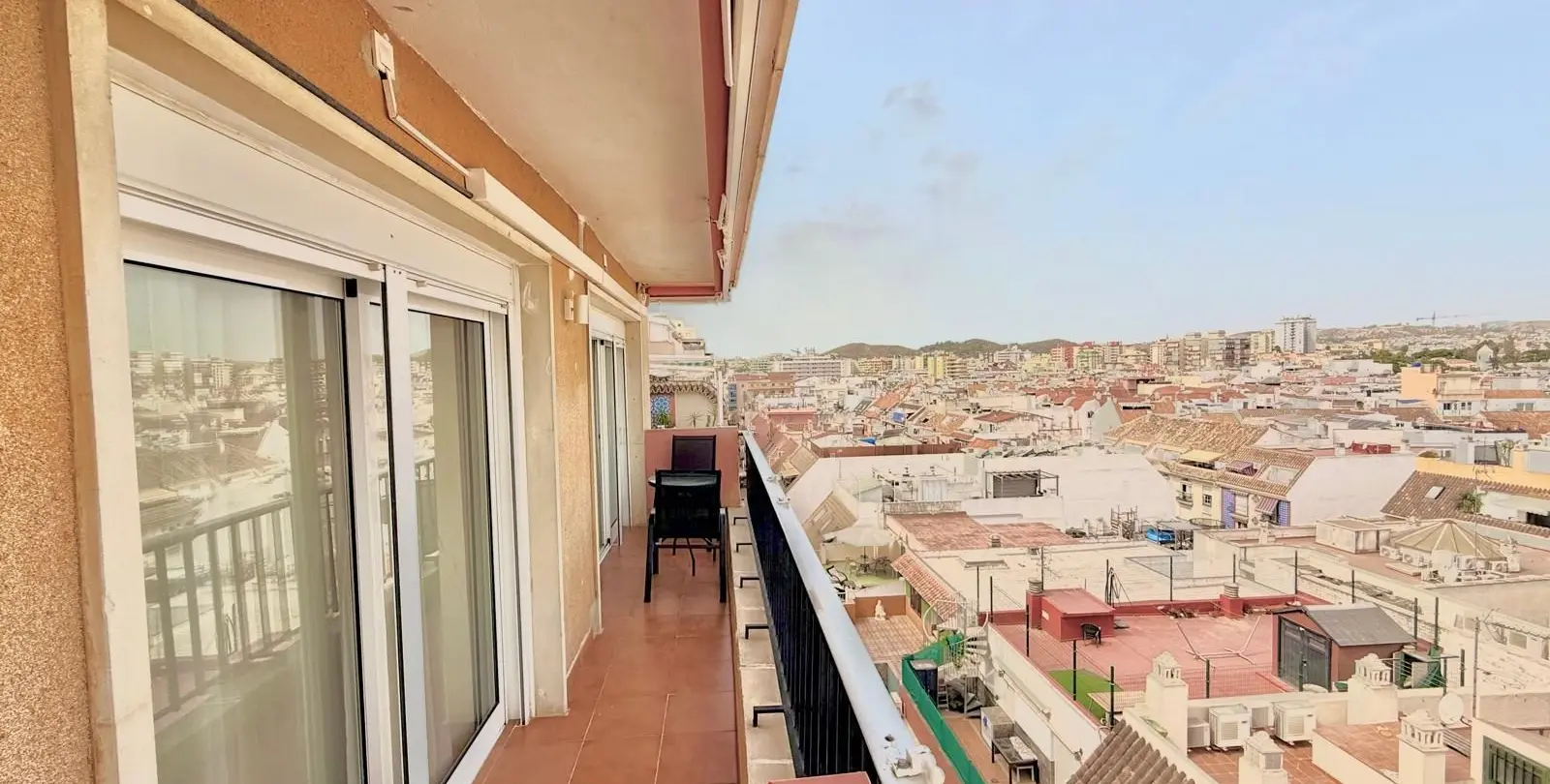 Sale of penthouse in Fuengirola 2