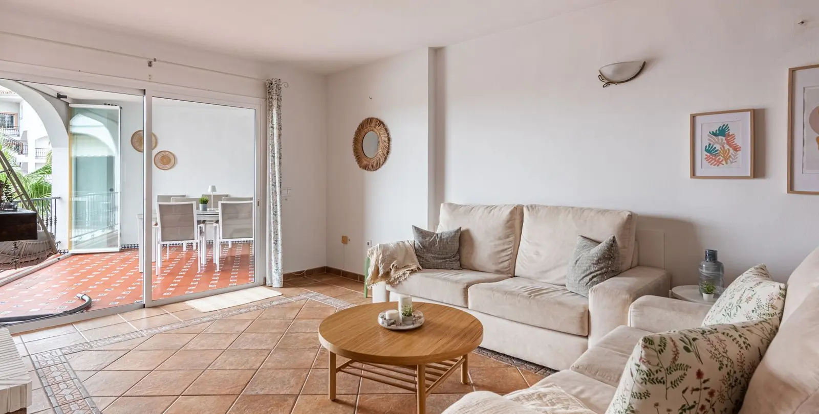 Venta de apartamento en planta media en Riviera del Sol 2