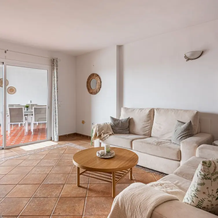 Venta de apartamento en planta media en Riviera del Sol