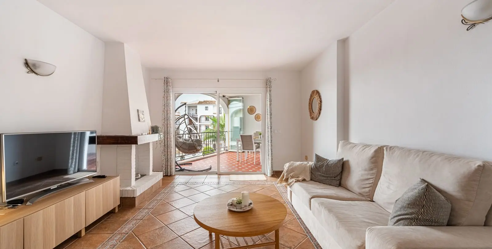 Venta de apartamento en planta media en Riviera del Sol 3
