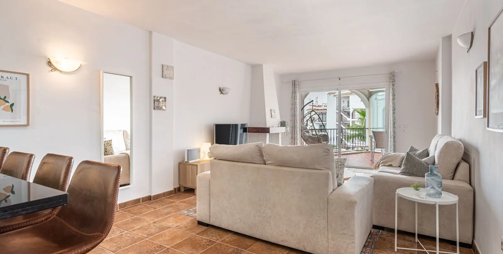 Venta de apartamento en planta media en Riviera del Sol 5