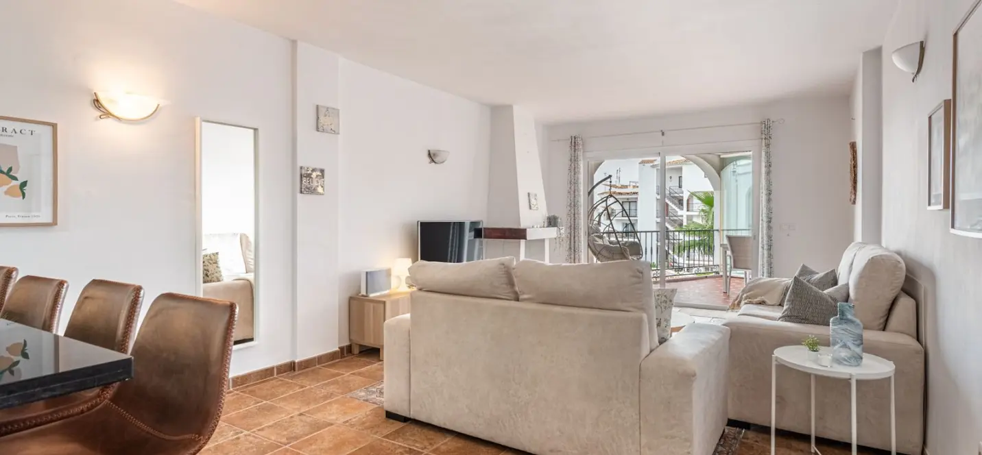 Venta de apartamento en planta media en Riviera del Sol 4