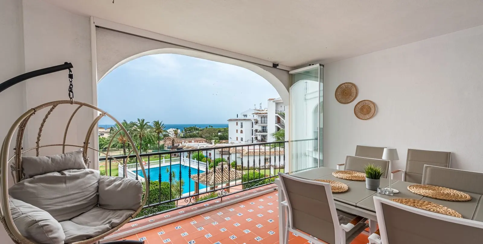 Venta de apartamento en planta media en Riviera del Sol 13