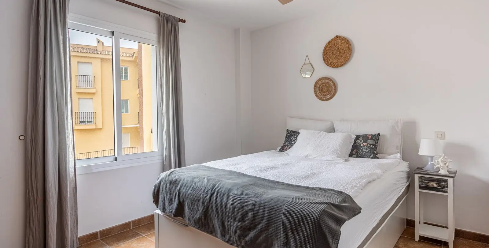 Venta de apartamento en planta media en Riviera del Sol 20