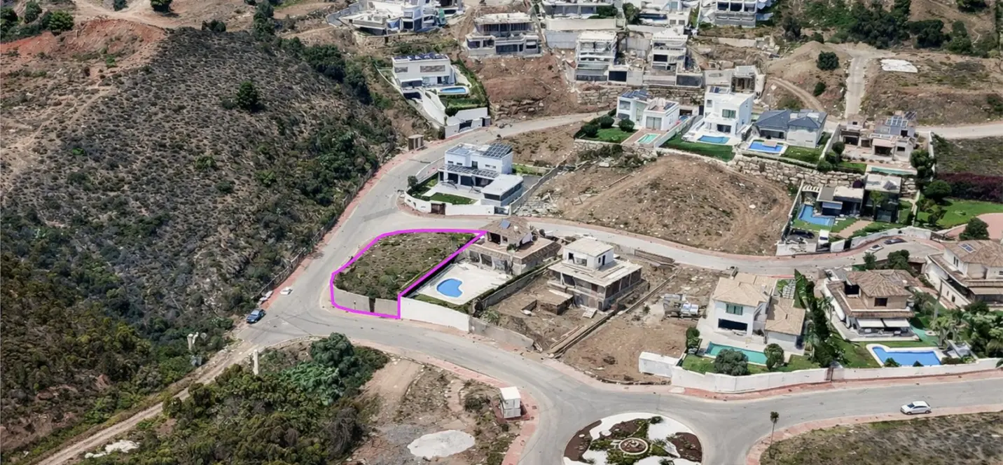 Venta de parcela residencial en Mijas 2