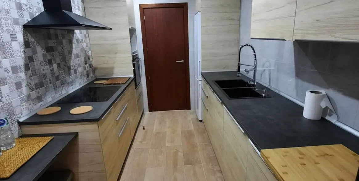 Продажа апартаментов на среднем этаже в Estepona 7