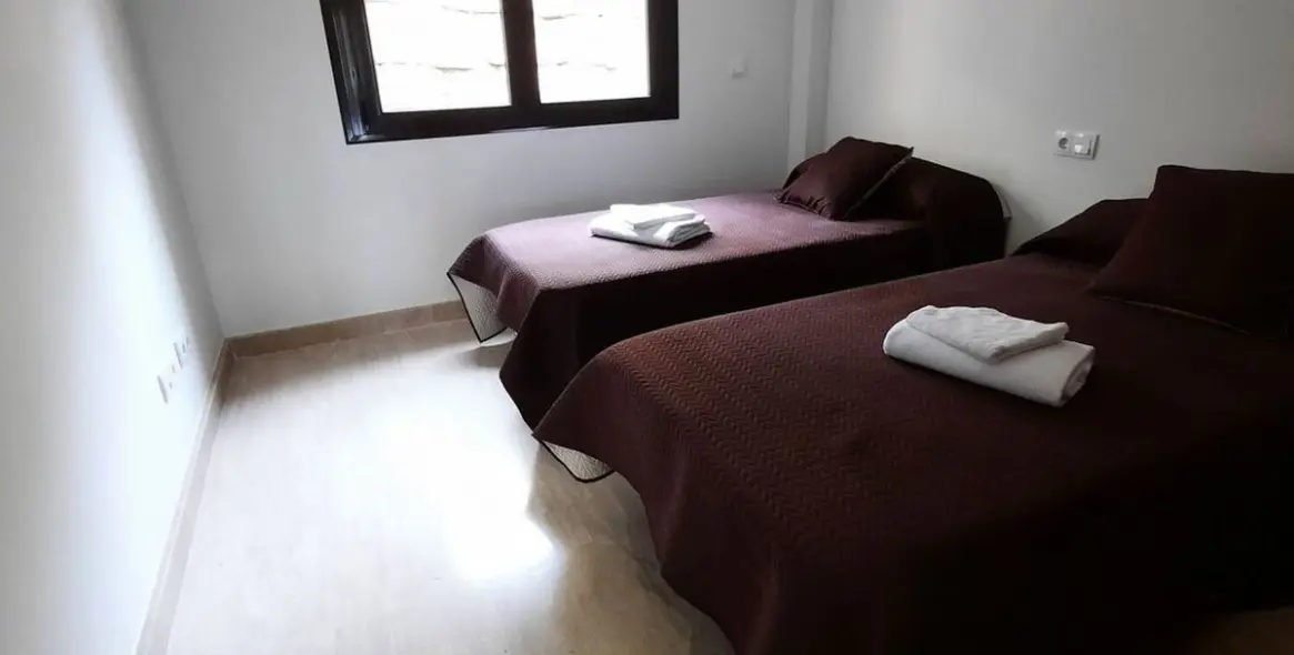 Продажа апартаментов на среднем этаже в Estepona 13