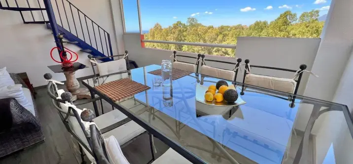 Sale of penthouse in Estepona 0