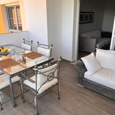 Sale of penthouse in Estepona