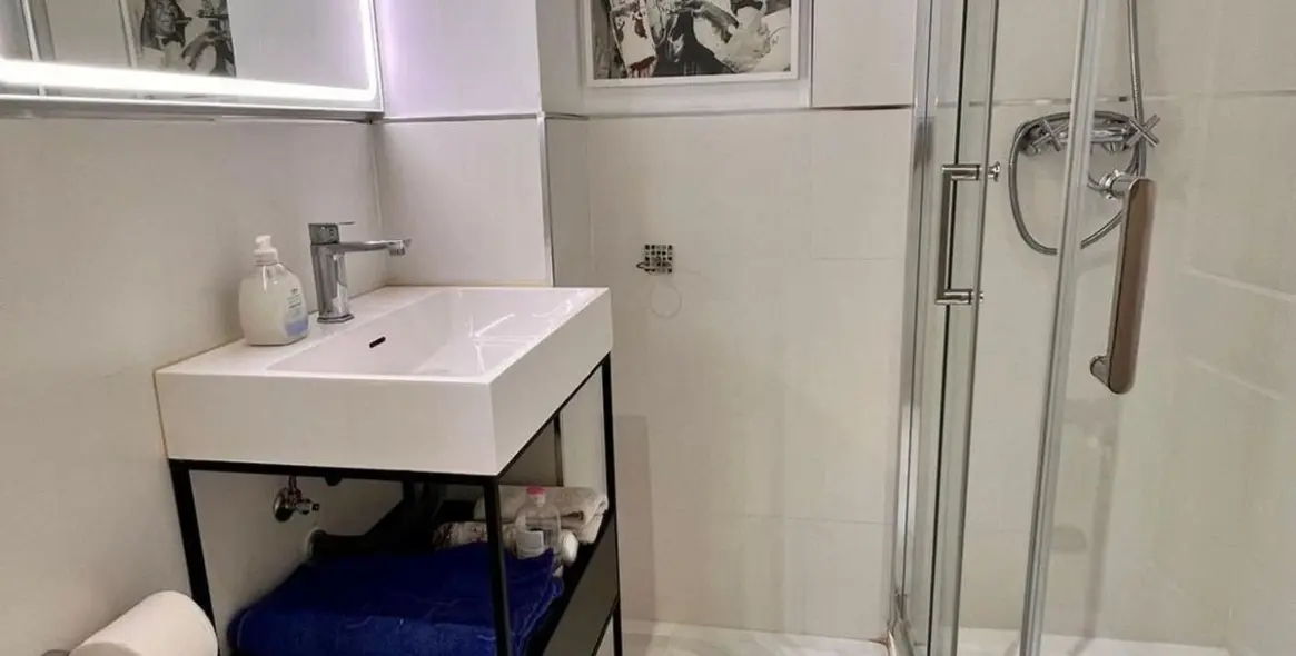 Sale of penthouse in Estepona 9