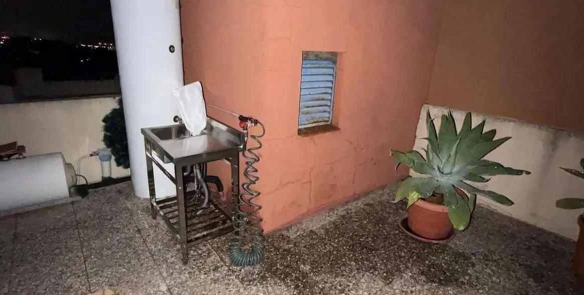 Sale of penthouse in Estepona 11
