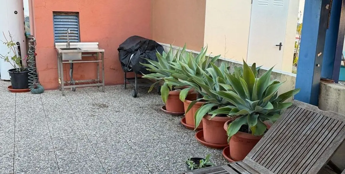 Sale of penthouse in Estepona 12