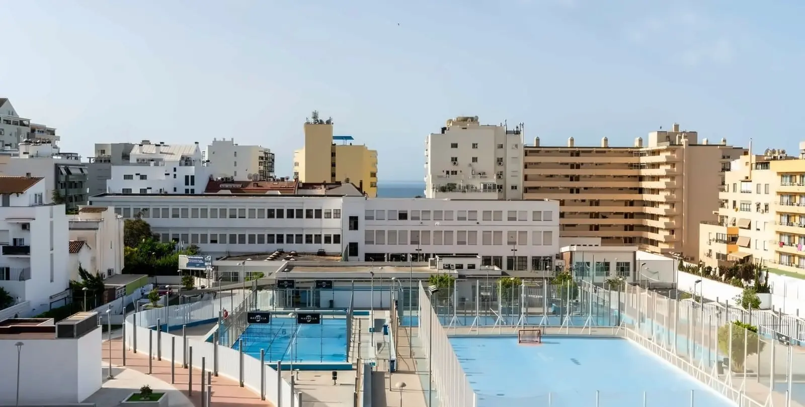 Продажа апартаментов на среднем этаже в Marbella 1