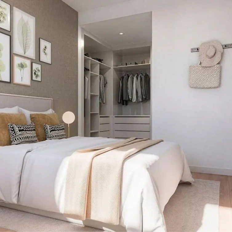 Sale of middle floor apartment in Estepona