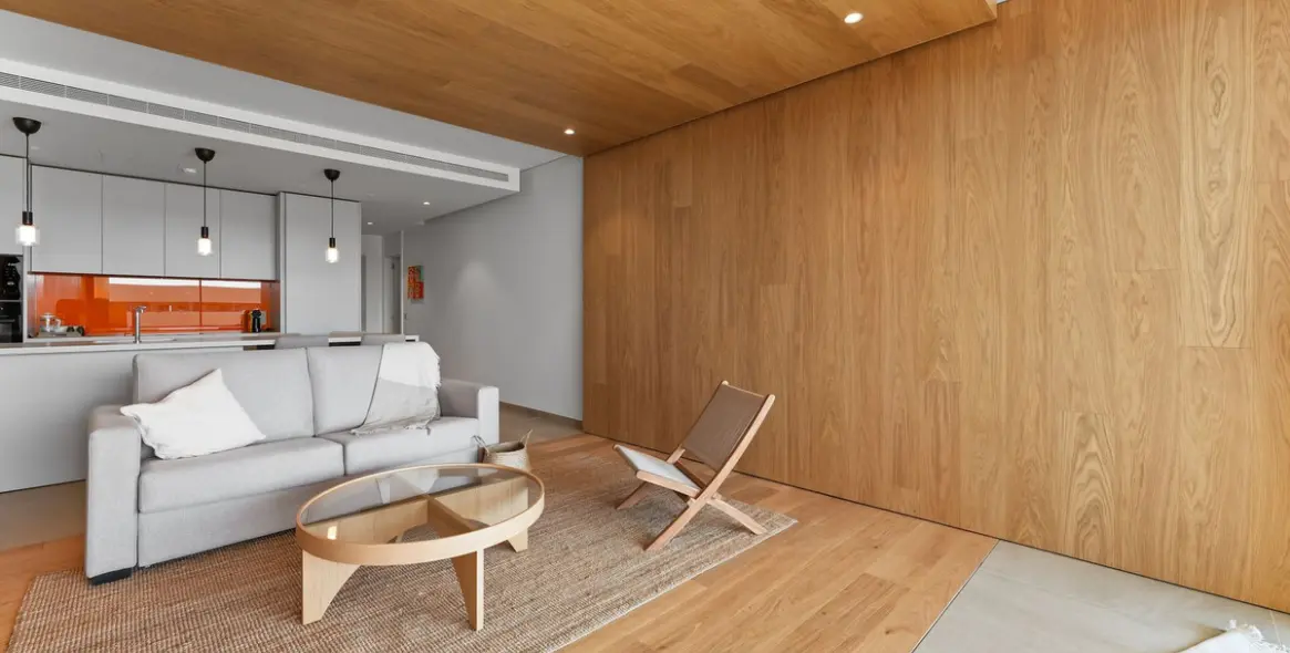 Sale of middle floor apartment in Higueron 5