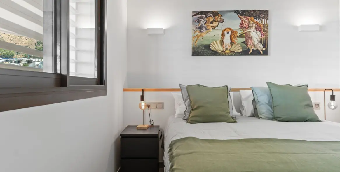 Sale of middle floor apartment in Higueron 13