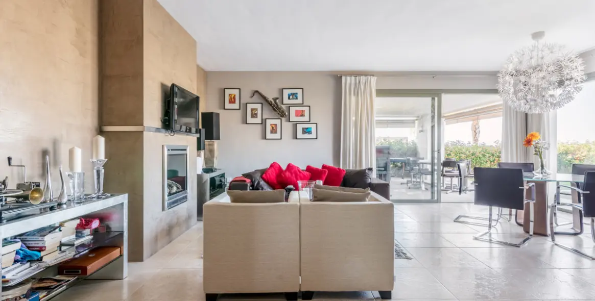Venta de apartamento en planta baja en Los Flamingos 2