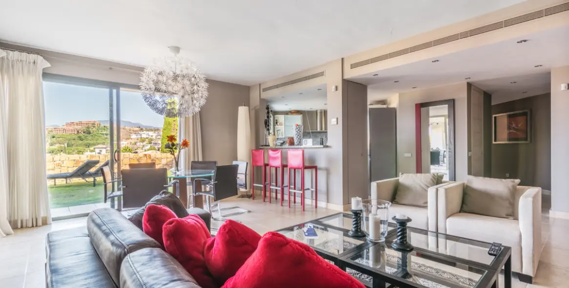 Venta de apartamento en planta baja en Los Flamingos 10