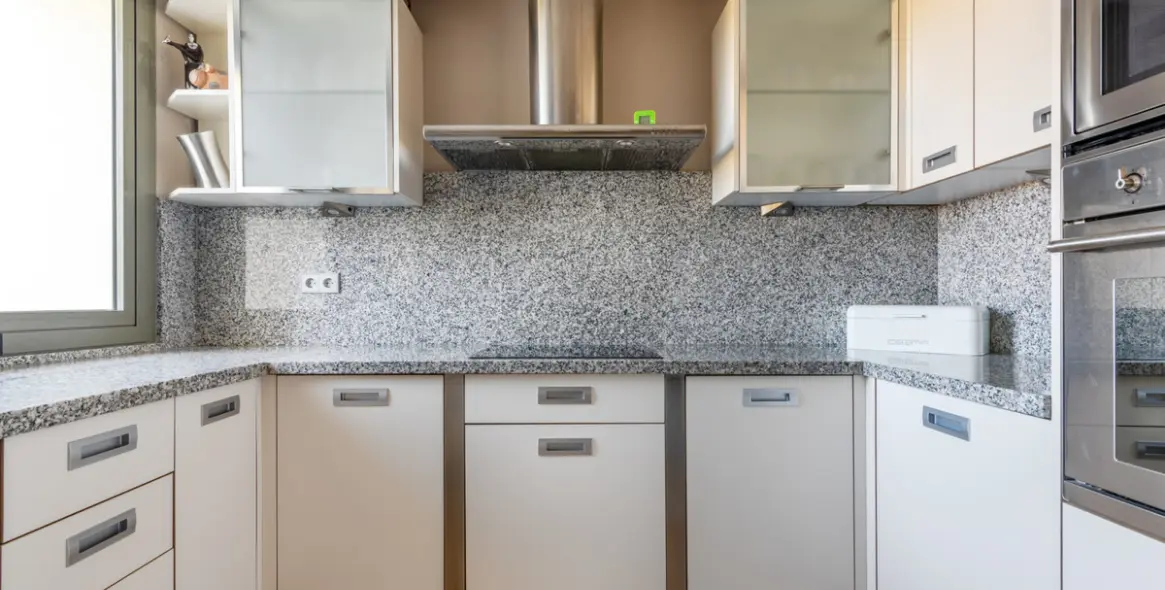 Venta de apartamento en planta baja en Los Flamingos 12