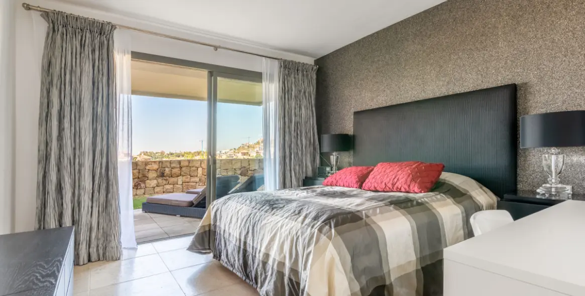 Venta de apartamento en planta baja en Los Flamingos 13