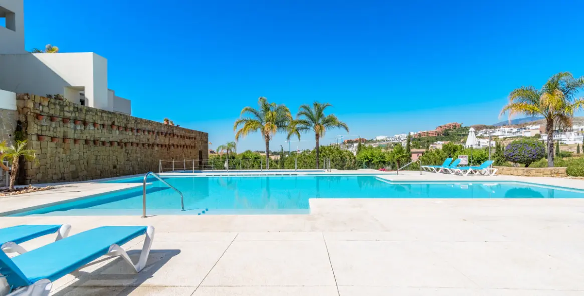 Venta de apartamento en planta baja en Los Flamingos 21
